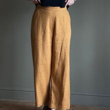 Load image into Gallery viewer, Crop Clothing - Workwear Linen Trousers

