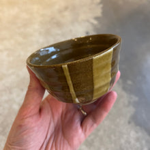 Load image into Gallery viewer, Lily Pearmain - Red Stripe Pot