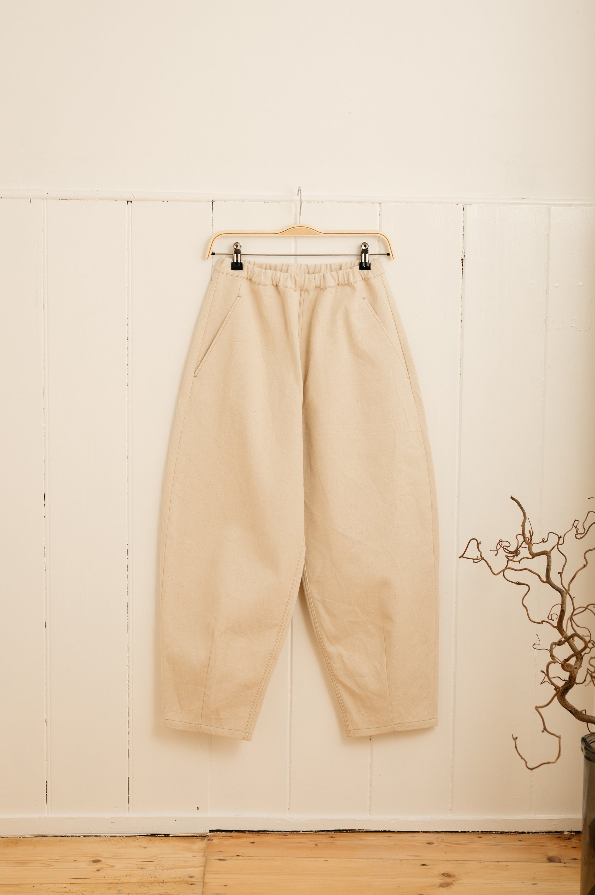 Atwin - Barrel Leg Trousers In Ecru Denim | Atwin Store UK