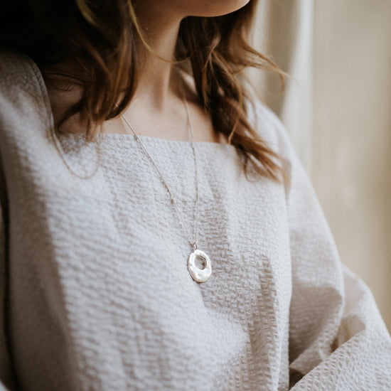 close up of seersucker square neck blouse by atwin the label