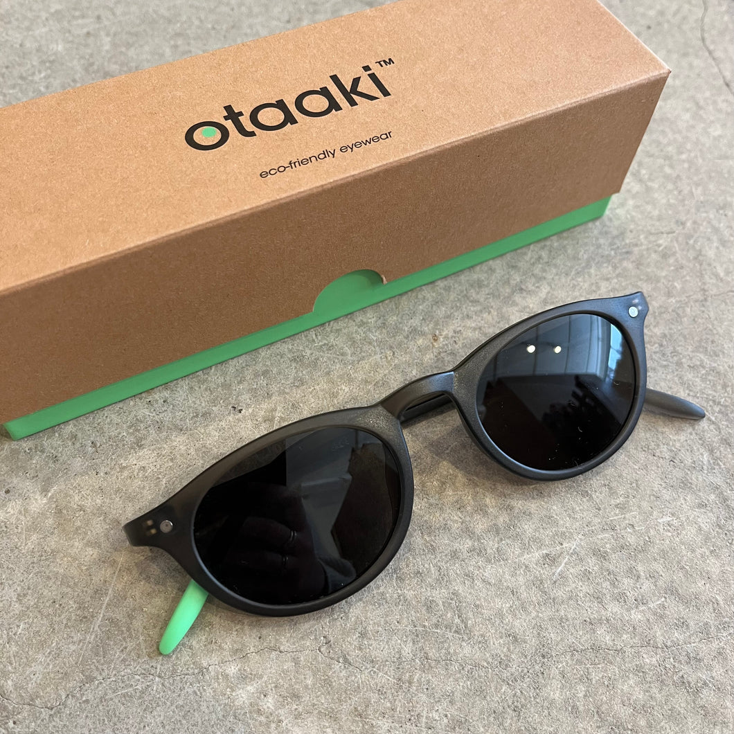 Otaaki - 100% UV Iris Liquorice Frame Sunglasses