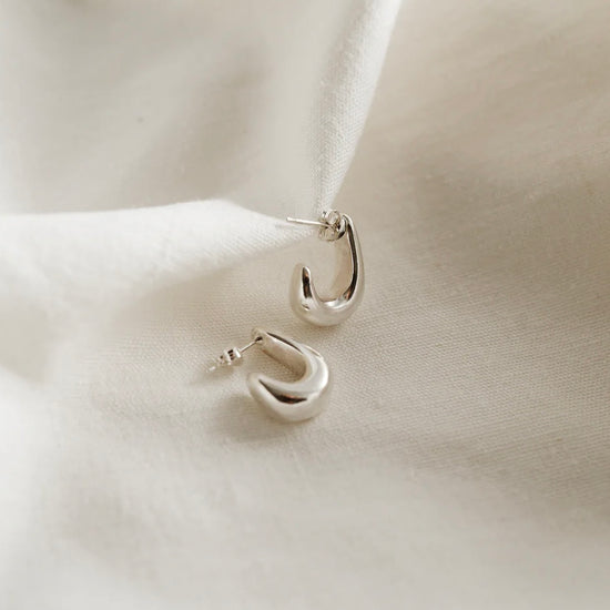 Solid curl studs studio adorn