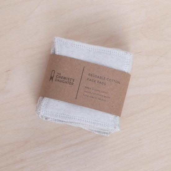 a packed of organic cotton square shaped reusable face pads