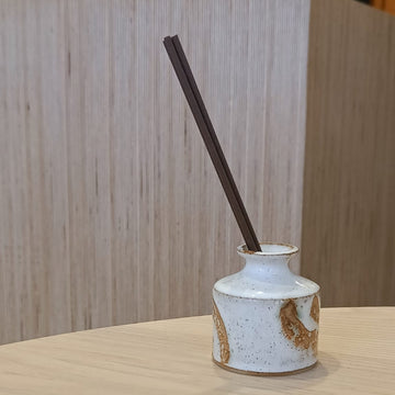 Sarah Horlock - Ceramic Oil Diffuser Bottle In White Frostmarks Decoration