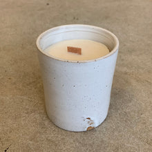 Load image into Gallery viewer, Fyri X Humbleyard - Joie Ceramic Candle
