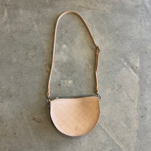 Load image into Gallery viewer, Juniper Calluna - Arc III Check Leather Bag
