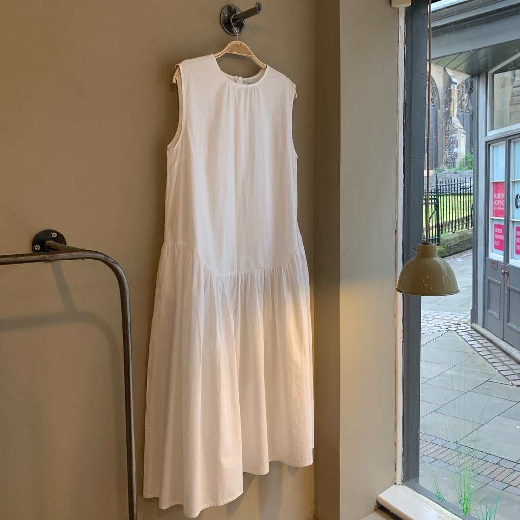 Xi Atelier - Orla Dress in White