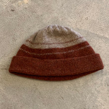 Load image into Gallery viewer, Rosana Exposito - 100% Wool Beanie Hat
