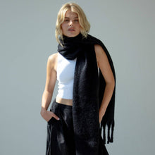 Load image into Gallery viewer, Arctic Fox &amp; Co. - The Reykjavik Scarf in Black, Atwin Store, Norwich
