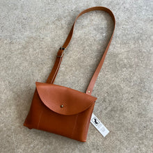 Load image into Gallery viewer, Juniper Calluna - Leather Cross Body Fold Bag
