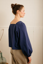 Load image into Gallery viewer, Atwin - Square Neck Blouse In Indigo Striped Seersucker
