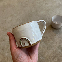 Load image into Gallery viewer, Sarah Horlock - Ceramic Frostmarks Cup
