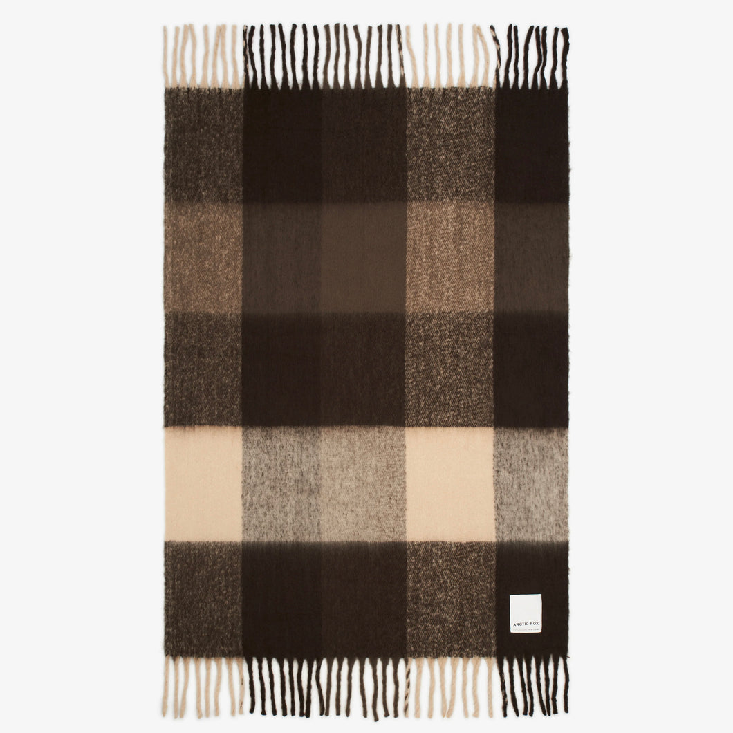 Arctic Fox & Co. - The Reykjavik Throw In Dark Earth Brown