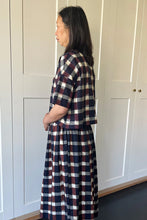 Load image into Gallery viewer, Elwin - Anni Top In Ikat Check Cotton
