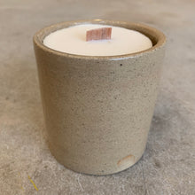 Load image into Gallery viewer, Fyri X Humbleyard - Joie Ceramic Candle
