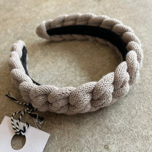 Load image into Gallery viewer, Form Norfolk - Loop Knot Headband
