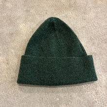 Load image into Gallery viewer, Sally Nencini - Rib Beanie Hat
