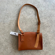 Load image into Gallery viewer, Juniper Calluna - Leather Cross Body Fold Bag
