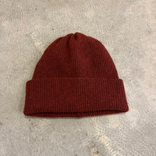 Load image into Gallery viewer, Sally Nencini - Rib Beanie Hat
