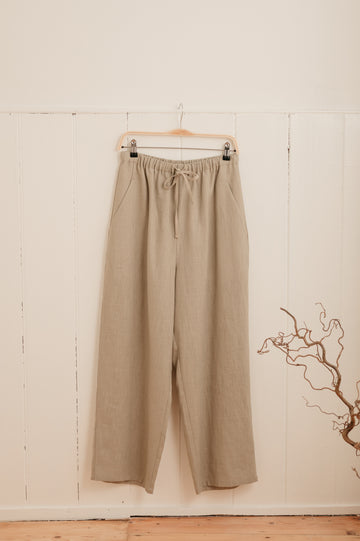 Atwin The Label - The Daily Trouser In Grain Ramie Linen