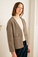 Load image into Gallery viewer, Atwin - Boxy Jacket In Brown &amp; Cream Houndstooth
