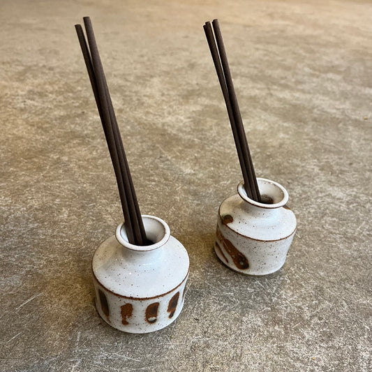 Sarah Horlock - Ceramic Oil Diffuser Bottle In White Frostmarks Decoration