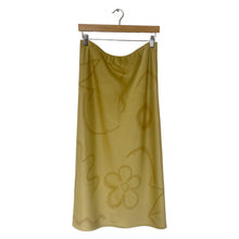 Load image into Gallery viewer, Aff&amp;Jam - Abstract Satin Skirt In Lime Green
