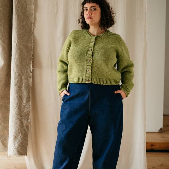 Model wearing barrel leg denim trousers – full front view