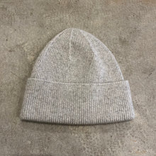 Load image into Gallery viewer, Sally Nencini - Rib Beanie Hat
