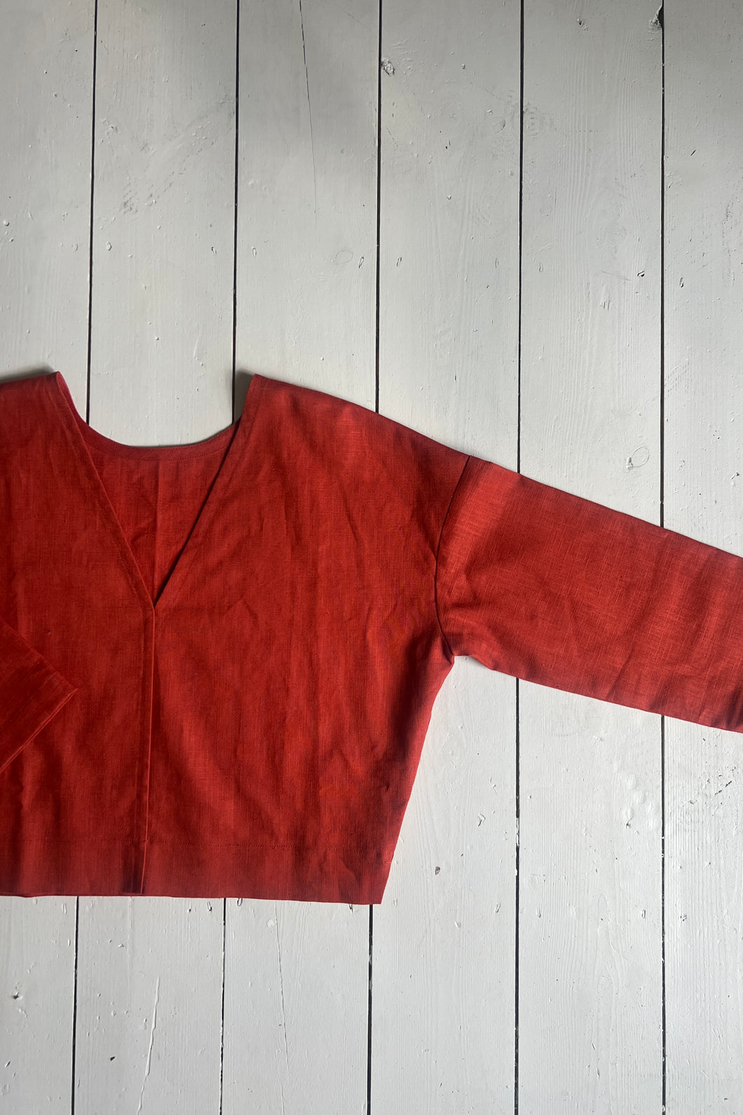 Atwin The Label - The Reversible Top In Paprika Ramie Linen