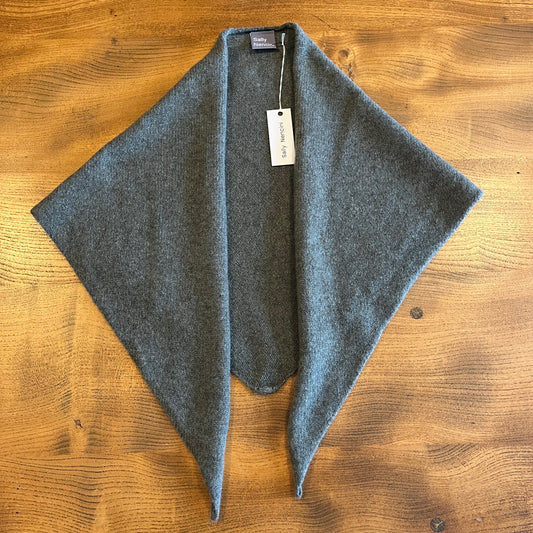 Sally Nencini - Plain Triangle Neck Scarf