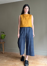 Load image into Gallery viewer, Orange Dog - Gladstone Cropped Trousers In Navy And White Grid
