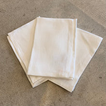 Load image into Gallery viewer, Crop Clothing - Napkins In White Linen
