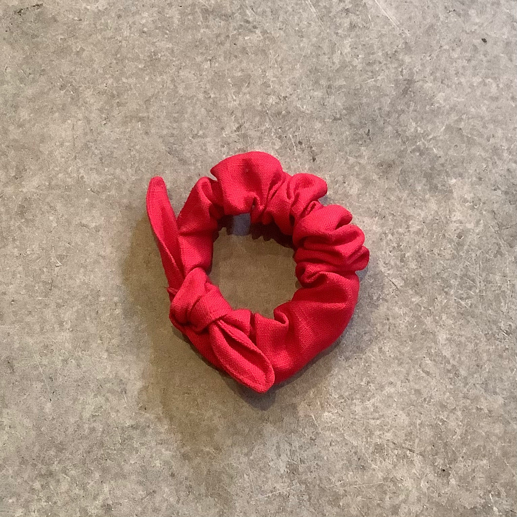 Love & Squalor - Bow Scrunchie