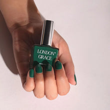 Load image into Gallery viewer, London Grace - Lucy Forest Green Nail Varnish

