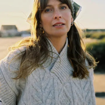 Charl Knitwear - Esther Cable Knit Vest In Surf White