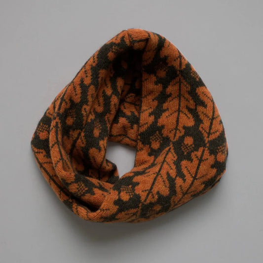 Sally Nencini - Loop Scarf In Copper Oak Leaf