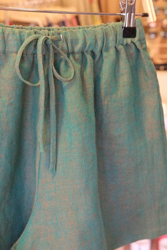 Crop Clothing - Tie Waist Shorts In Grasshopper Green Linen