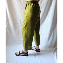 Load image into Gallery viewer, Clement House - Betty Trouser In Olive
