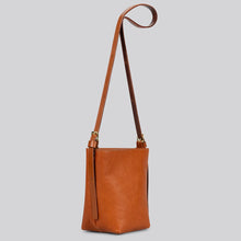 Load image into Gallery viewer, Mimi Berry - Dino Bag In Tan Leather
