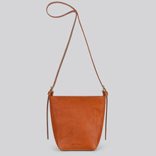 Load image into Gallery viewer, Mimi Berry - Dino Bag In Tan Leather
