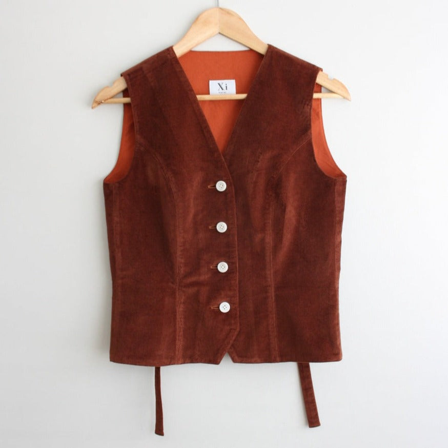 Xi Atelier - Avery Waistcoat In Rust Corduroy