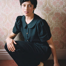 Load image into Gallery viewer, Má + Lin - Frances Cropped Blouse In Black Linen
