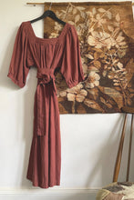 Load image into Gallery viewer, The Regular Works - Square Neck Quilt Dress In Rosewood Linen
