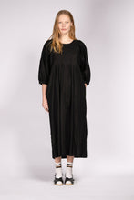 Load image into Gallery viewer, The Regular Works - Quilt Dress In Black Linen
