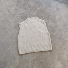 Load image into Gallery viewer, Elwin - Raye Knitted Vest In Ecru
