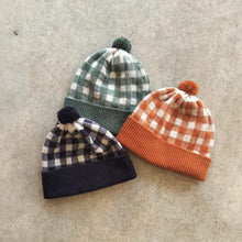 Load image into Gallery viewer, Sally Nencini - Checkered Bobble Hat
