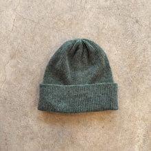 Load image into Gallery viewer, Sally Nencini - Rib Beanie Hat
