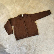 Load image into Gallery viewer, Yetton - The Collared Cardigan in Bark Brown | Atwin Store UK
