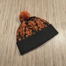 Load image into Gallery viewer, Sally Nencini - Patterned Bobble Hat
